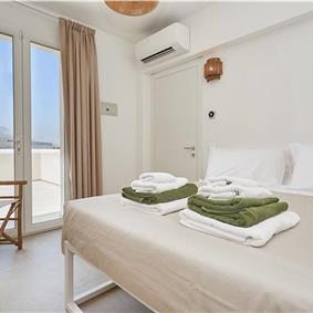 4 bedroom villa with pool, Castellammare del Golfo, sleeps 8-10